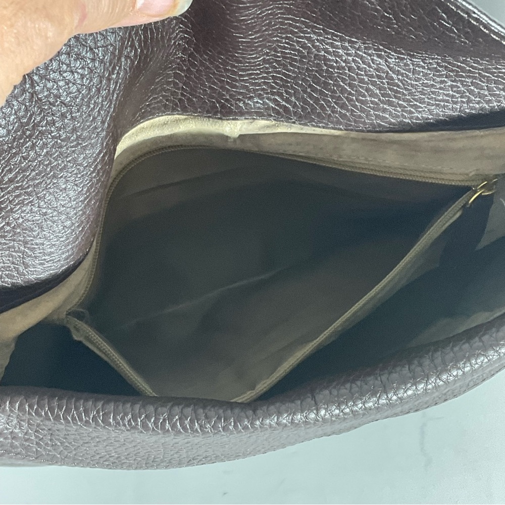 Barr and Barr New York Pebbled Brown Leather Bag Gold Hardware Shoulder Bag - Picture 10 of 15